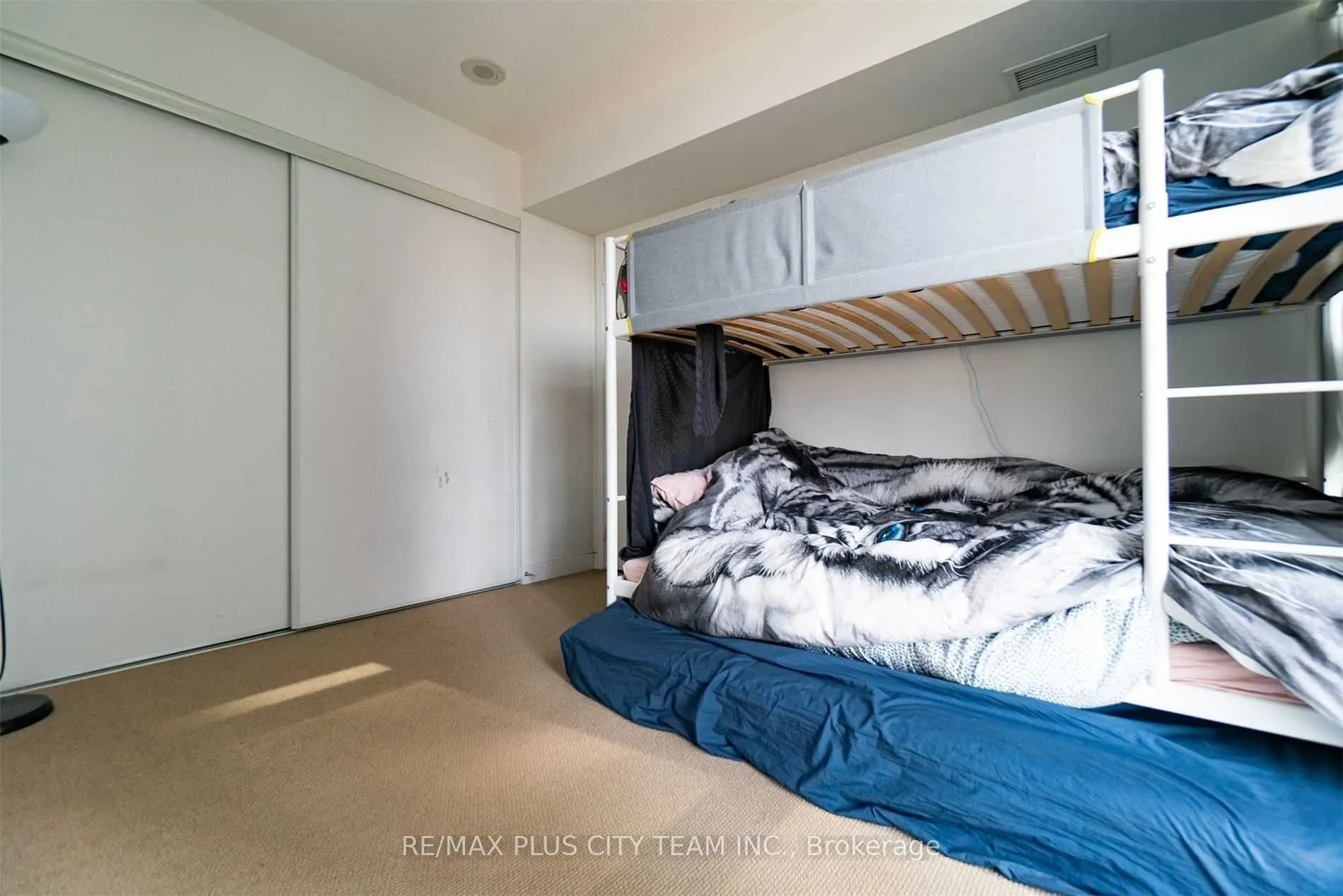 15 Iceboat Terrace, #2210