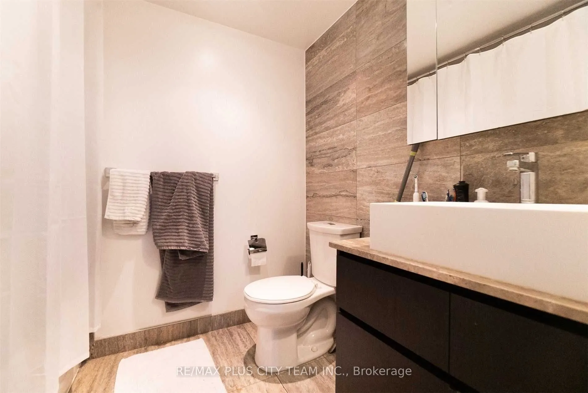 15 Iceboat Terrace, #2210