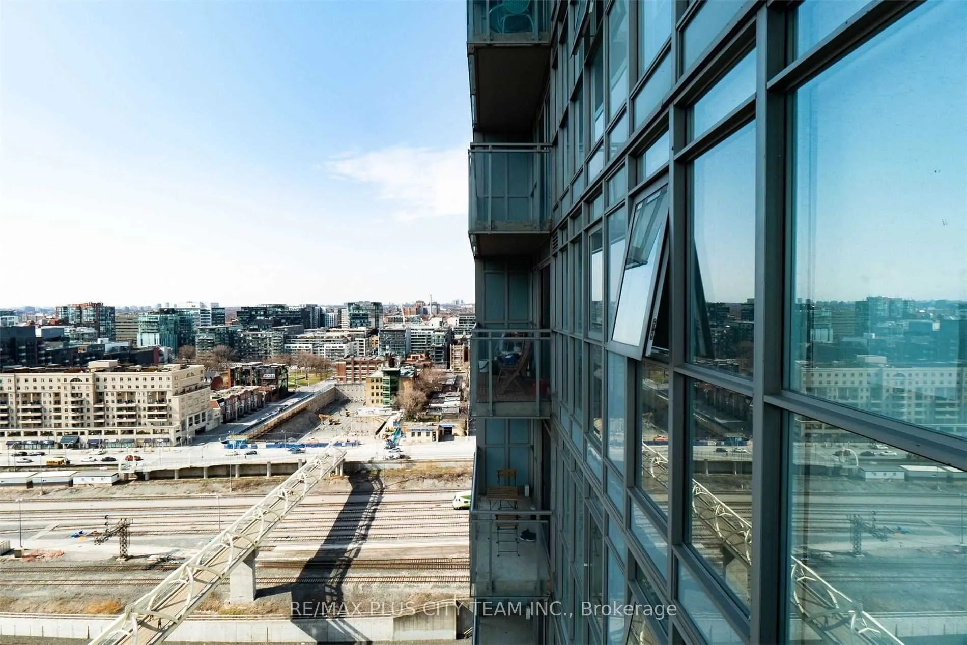 15 Iceboat Terrace, #2210