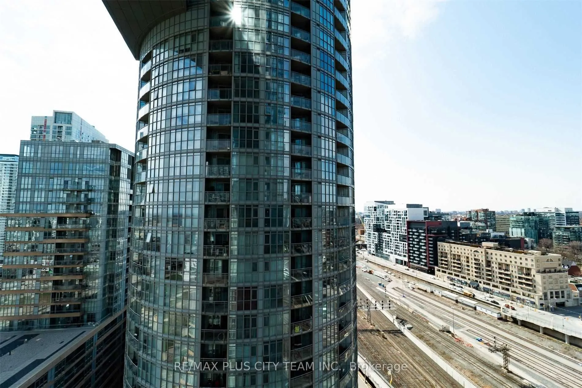 15 Iceboat Terrace, #2210