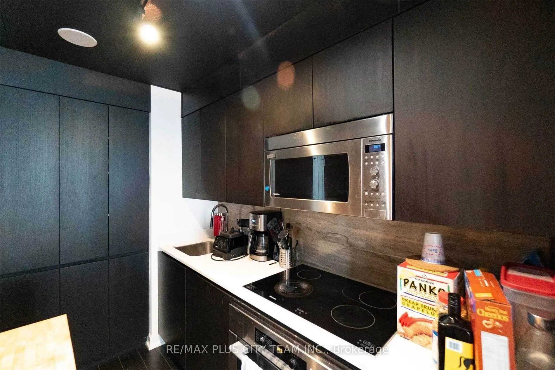 15 Iceboat Terrace, #2210