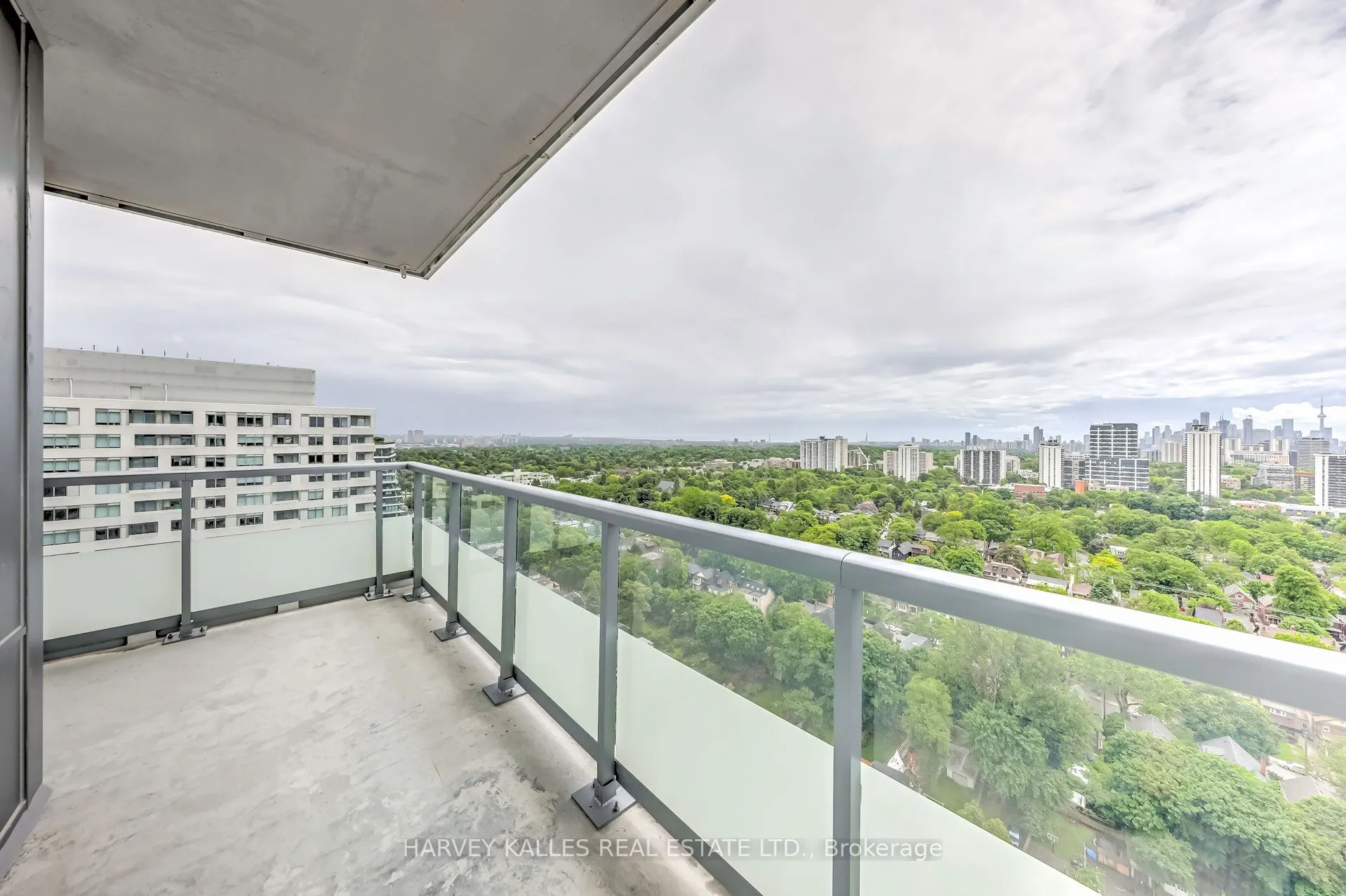 25 Holly Street, #2707