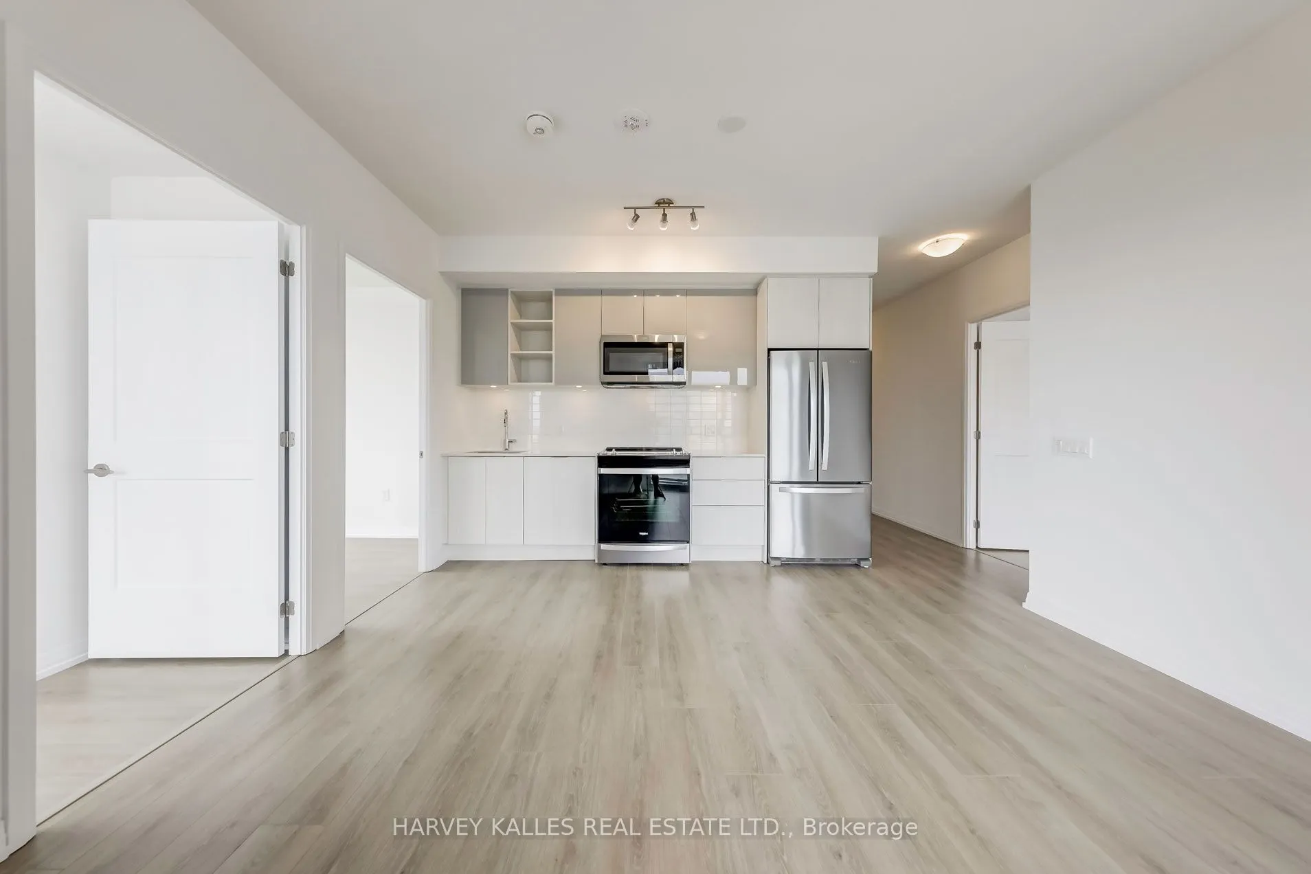 25 Holly Street, #2707