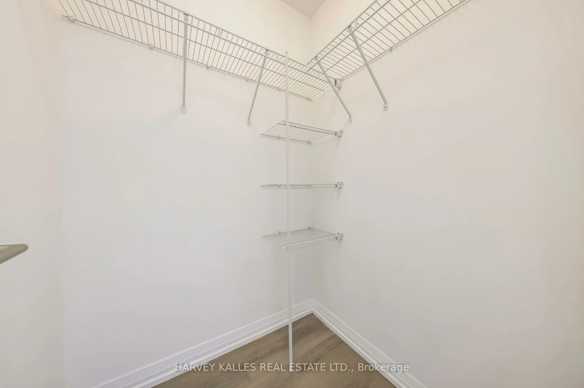 25 Holly Street, #2707