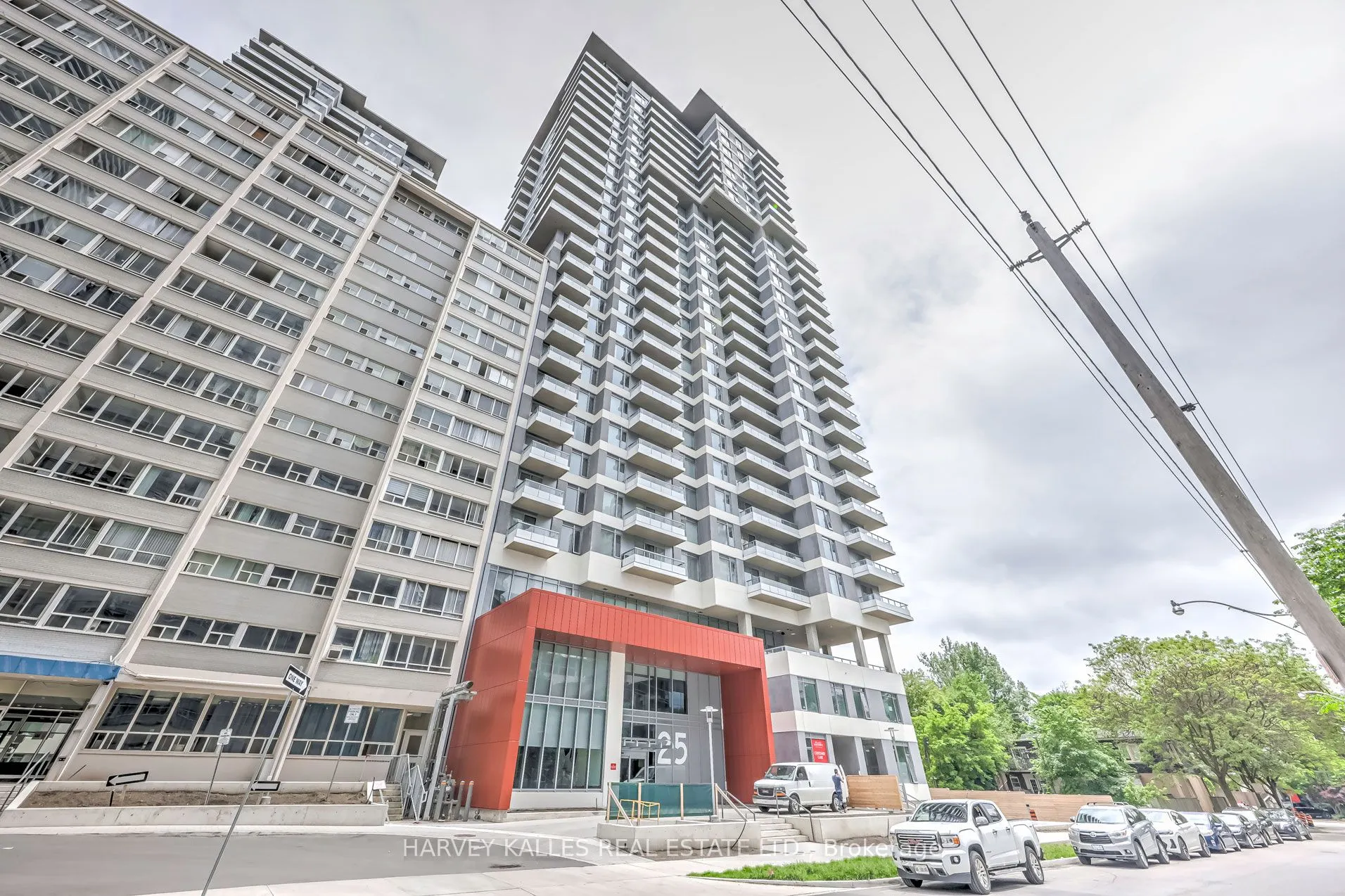 25 Holly Street, #2707