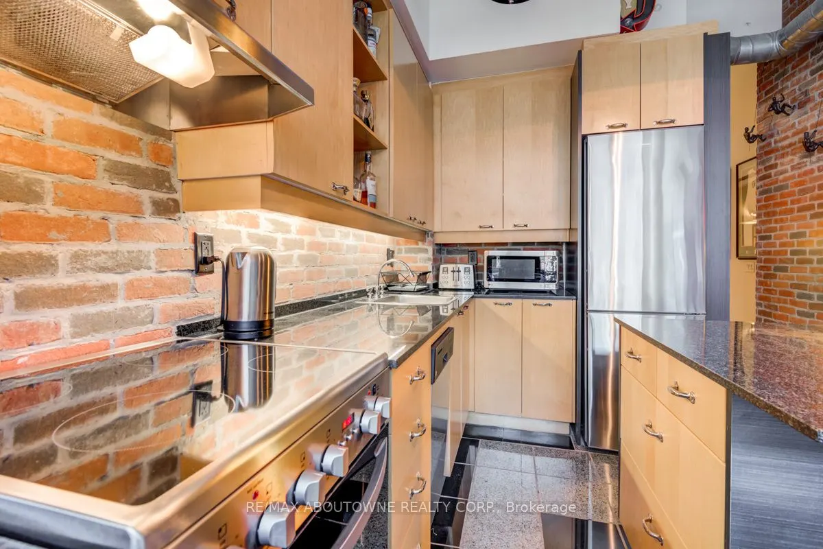 155 Dalhousie Street, #826