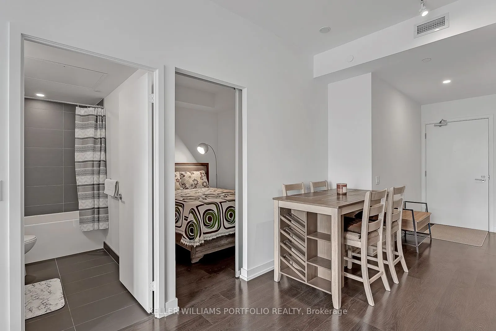 19 Western Battery Road, #716