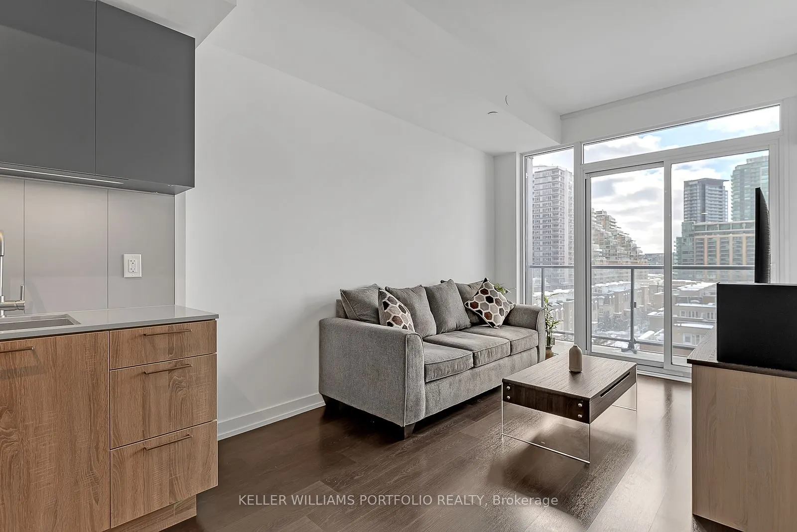 19 Western Battery Road, #716