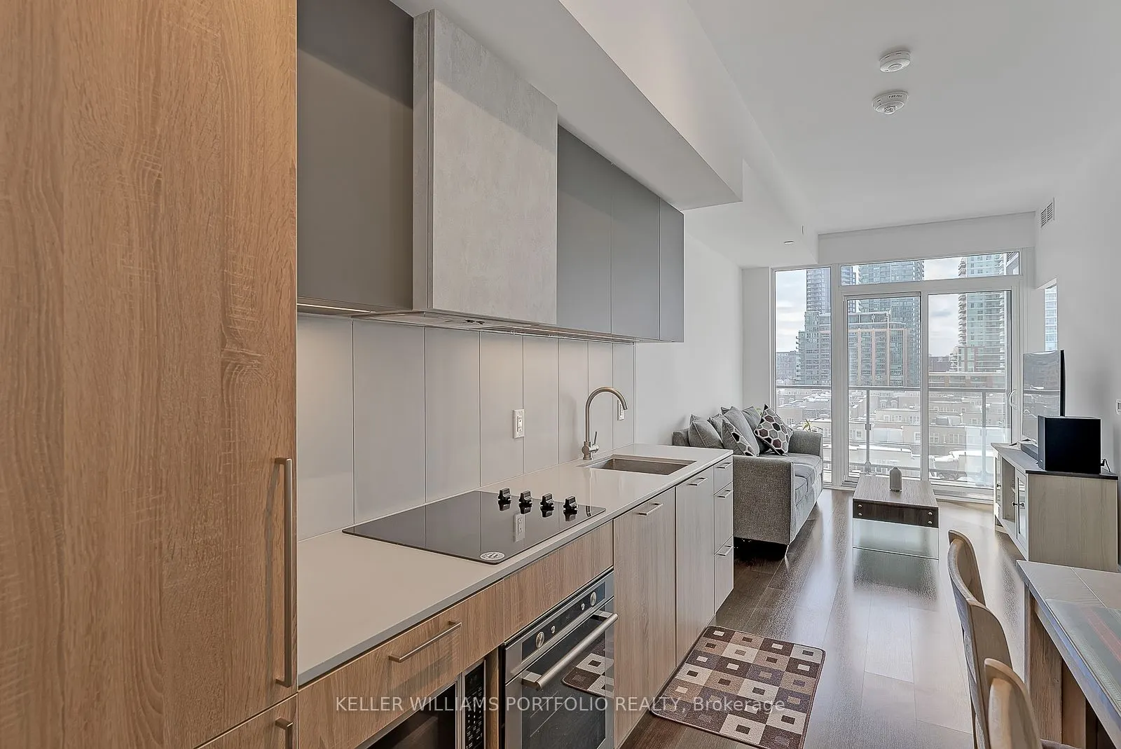 19 Western Battery Road, #716