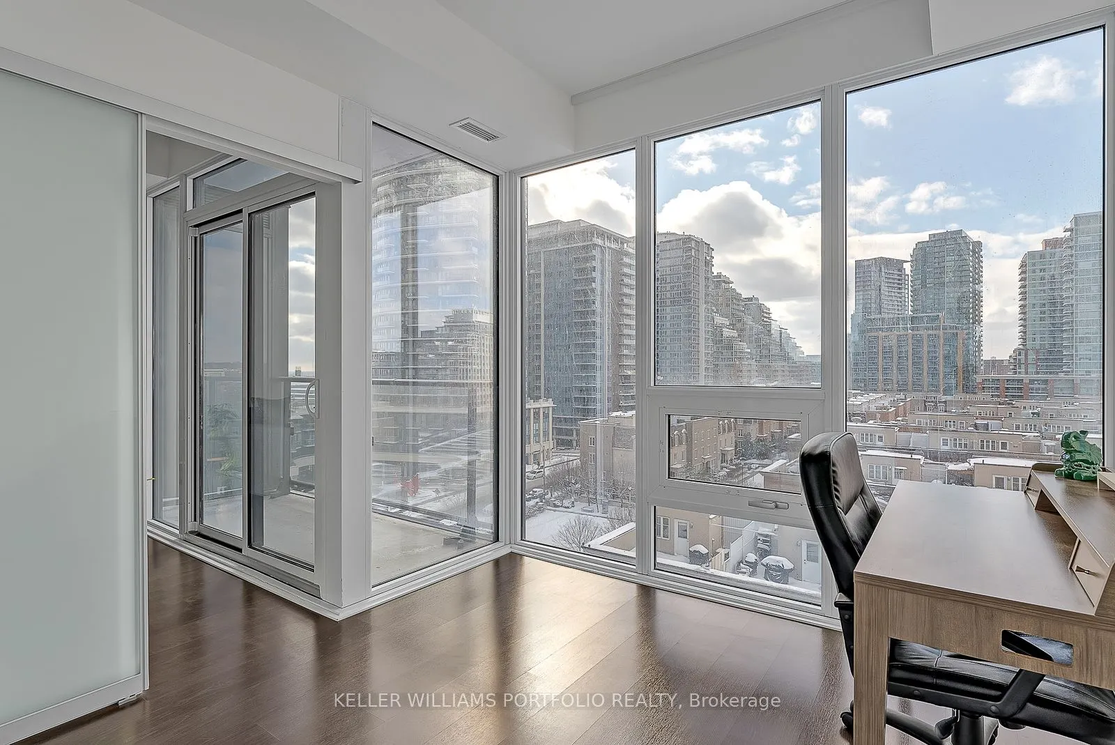 19 Western Battery Road, #716