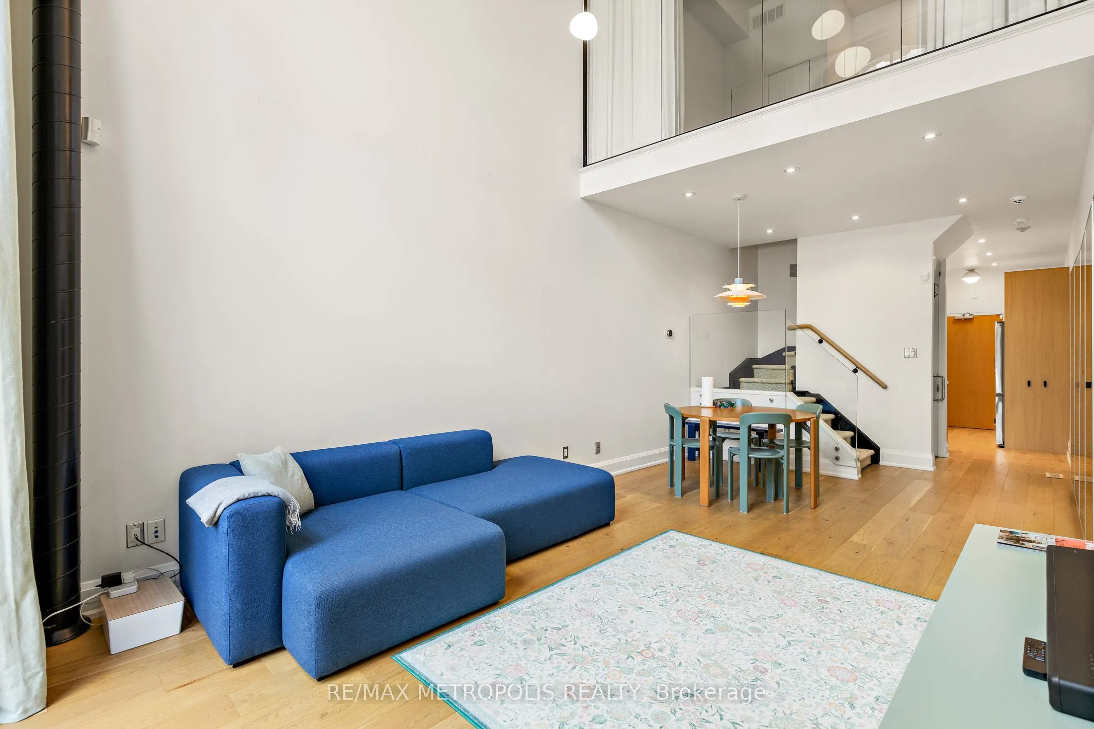 394 Euclid Avenue, #102