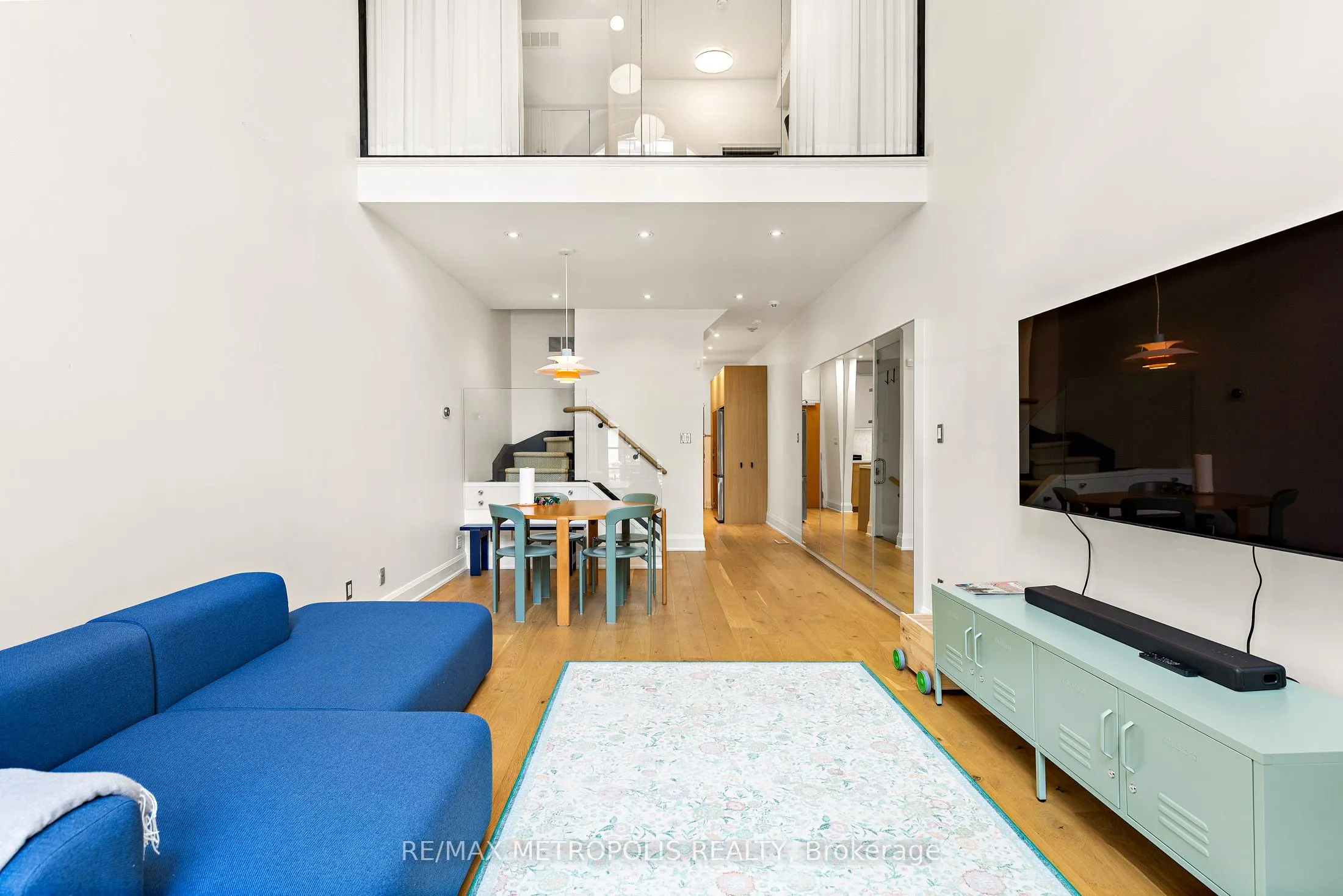 394 Euclid Avenue, #102