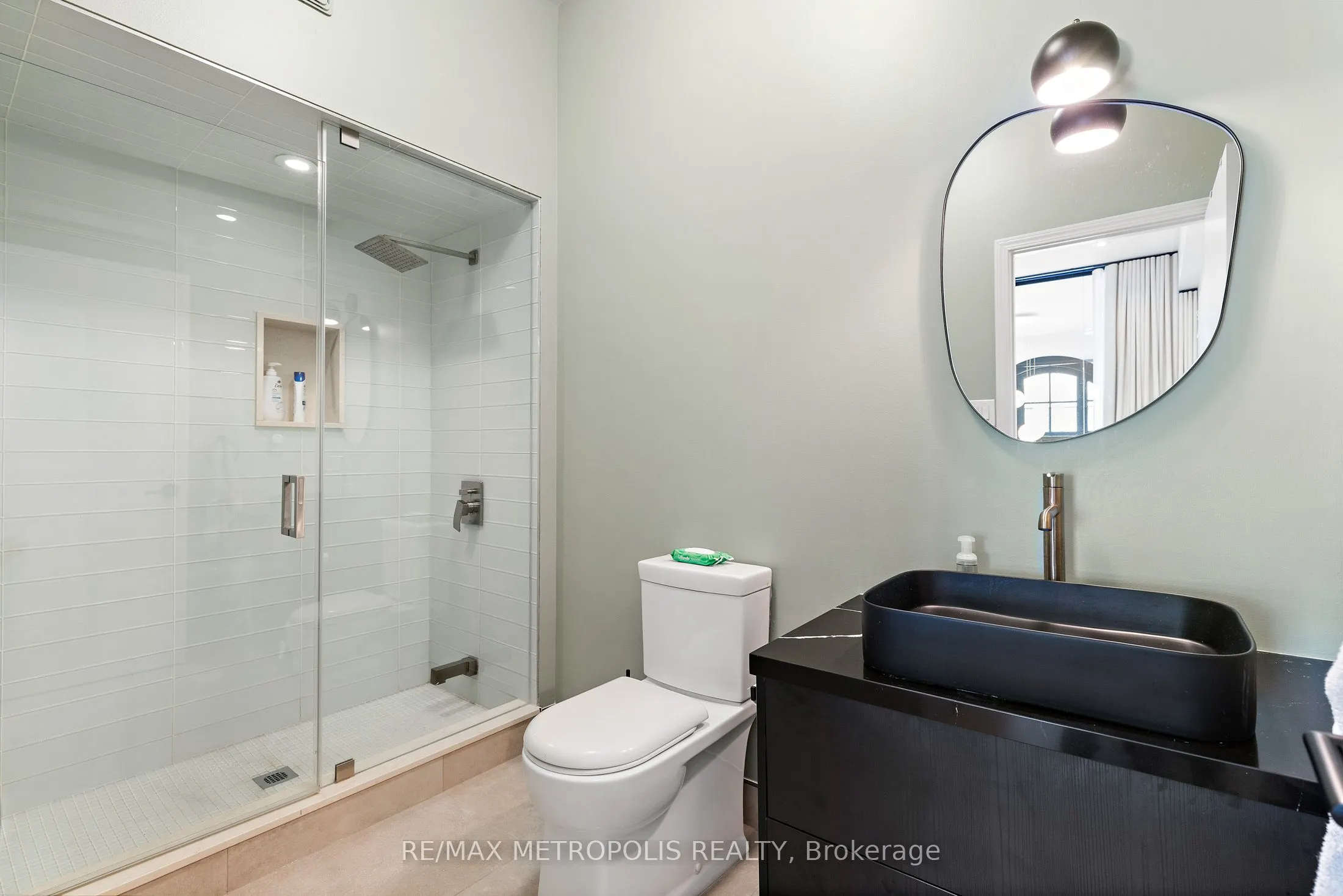 394 Euclid Avenue, #102
