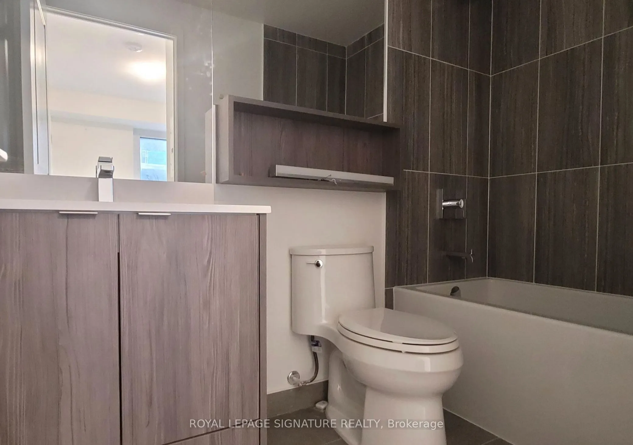 100 Dalhousie Street, #315