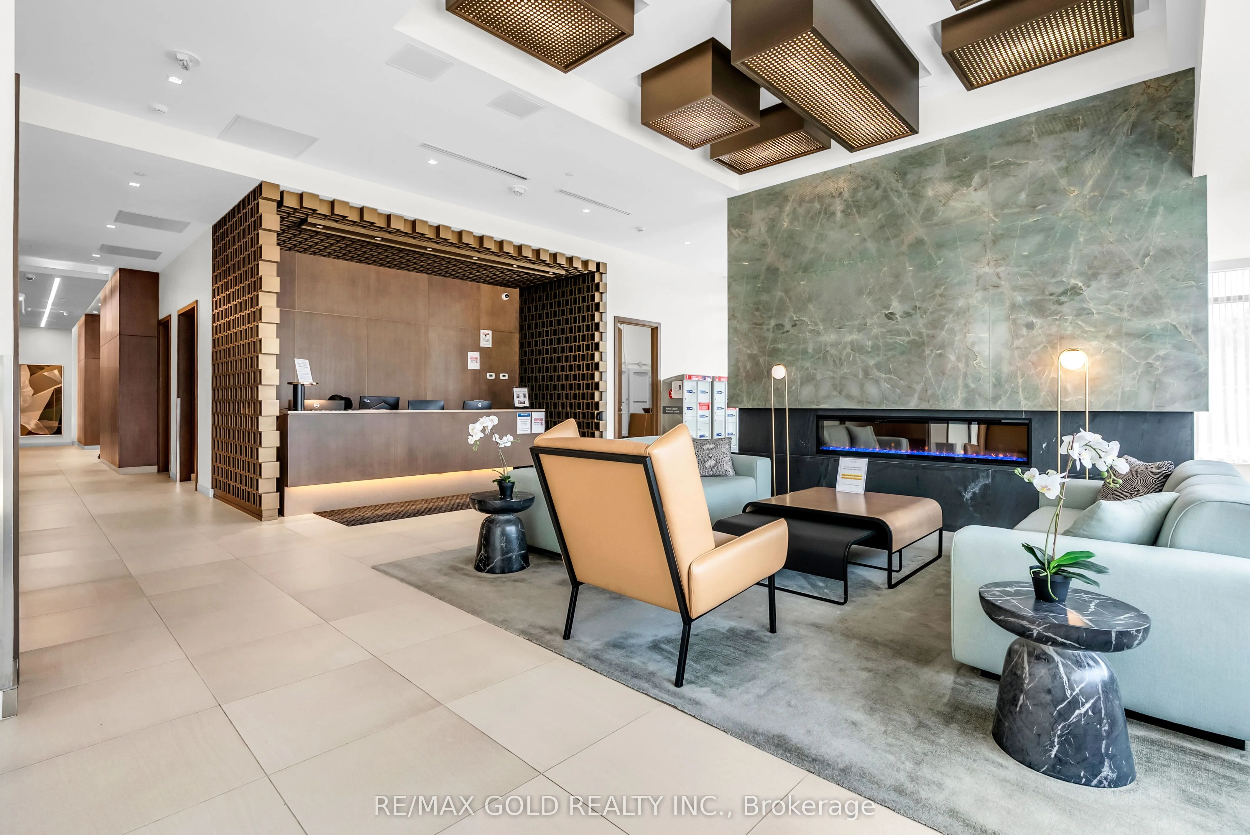 188 FAIRVIEW MALL Drive, #2101