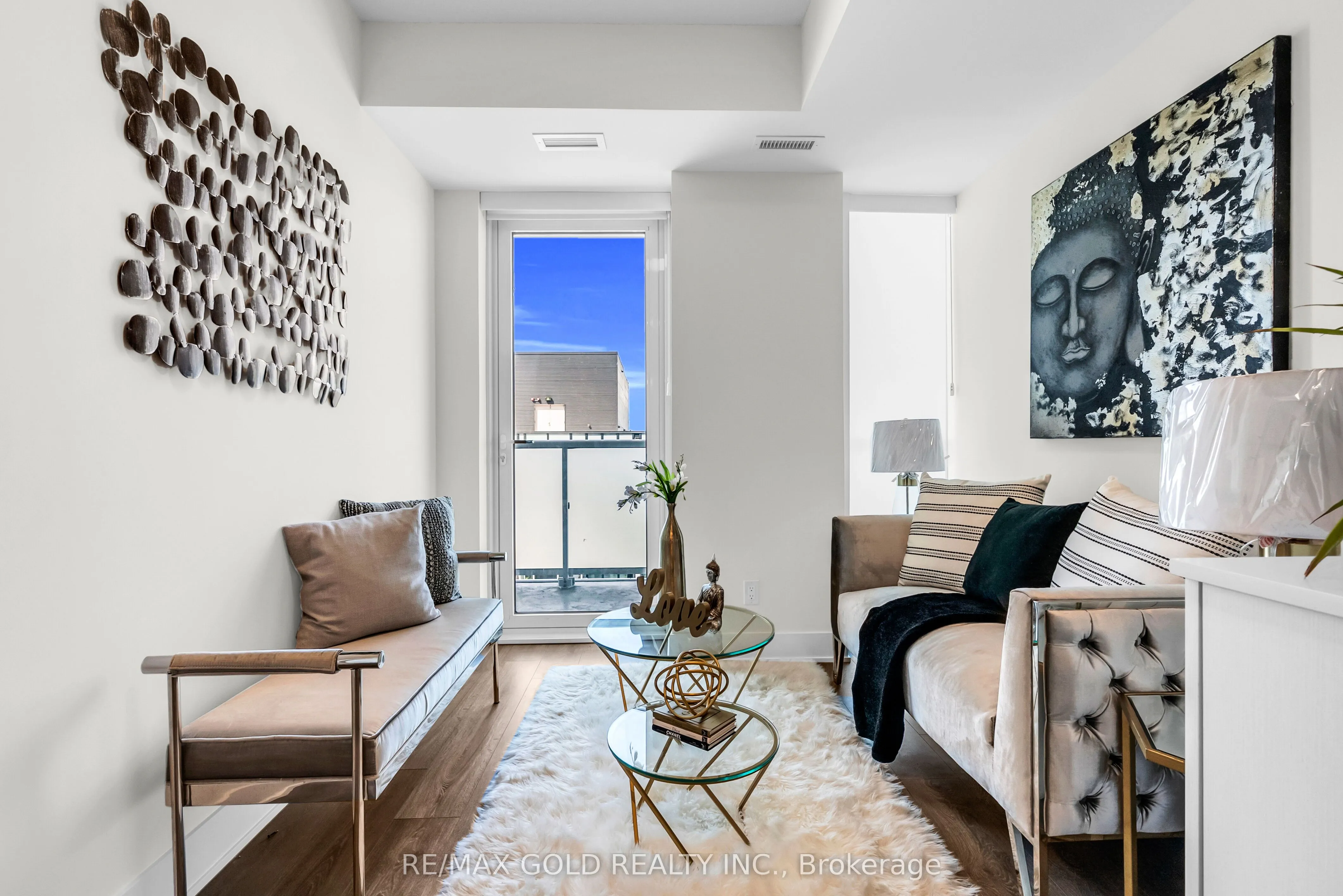 188 FAIRVIEW MALL Drive, #2101