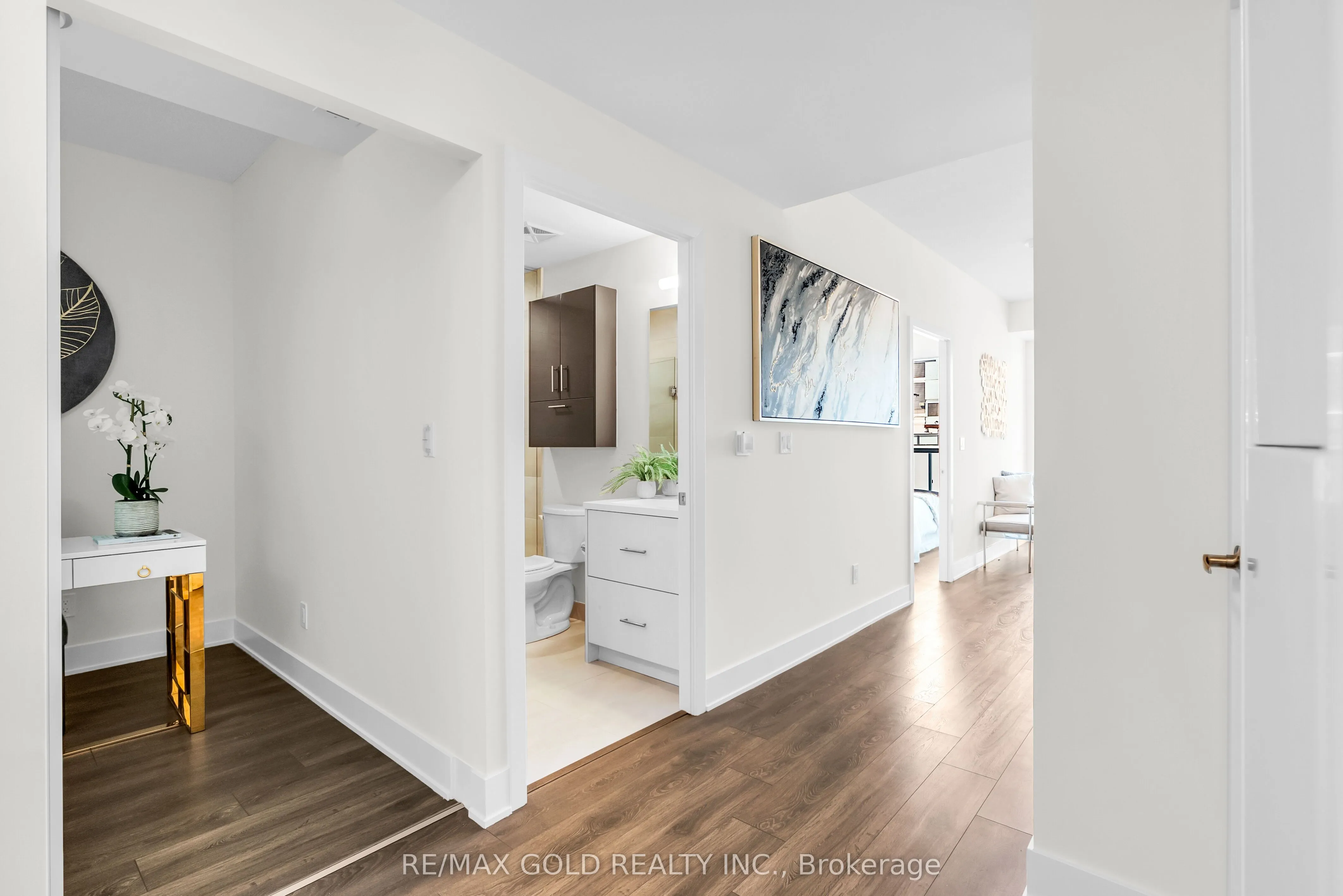 188 FAIRVIEW MALL Drive, #2101