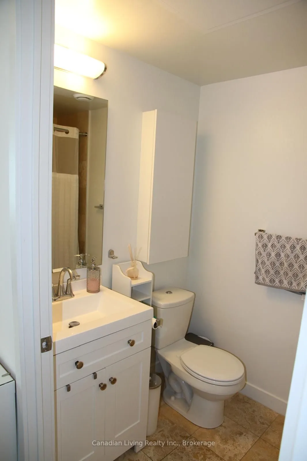 12 York Street, #5501