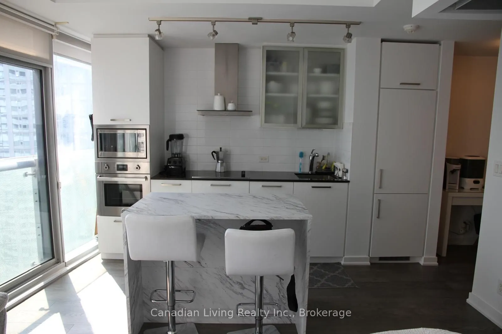 12 York Street, #5501