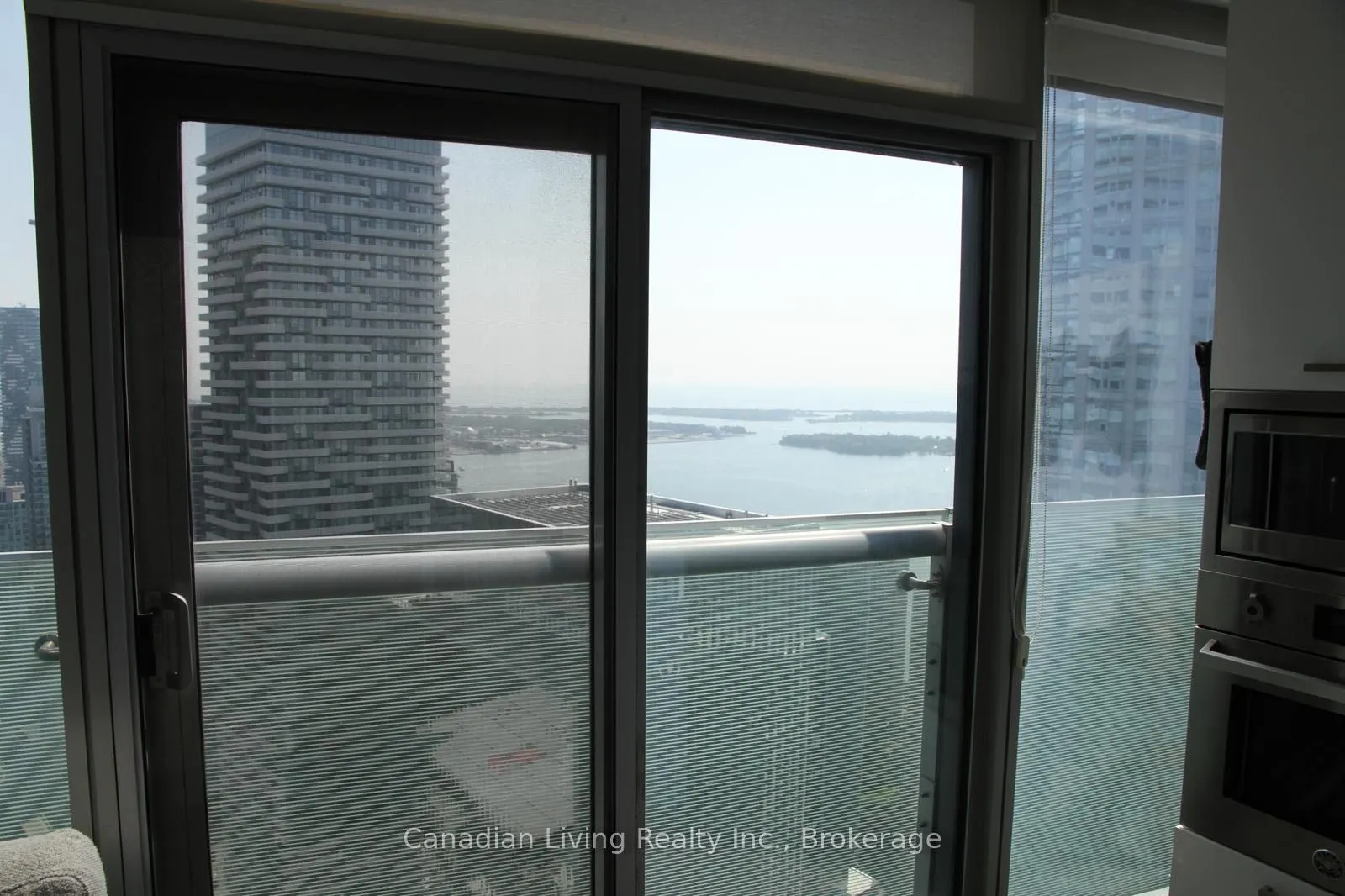 12 York Street, #5501