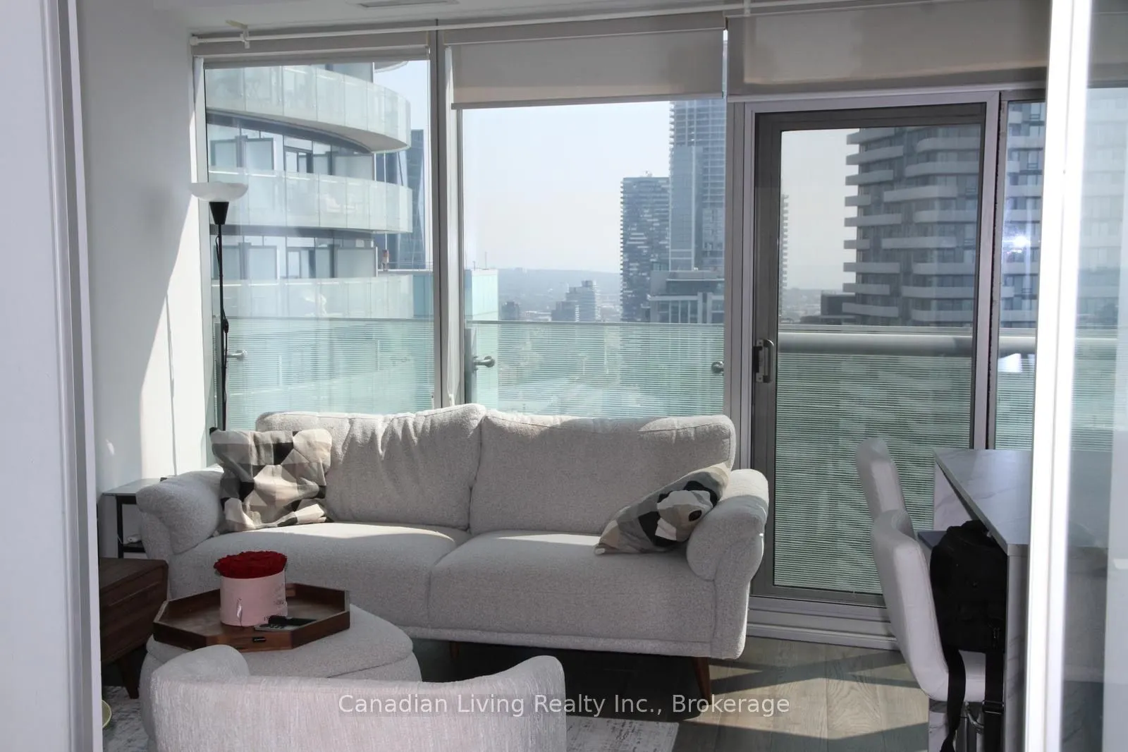12 York Street, #5501