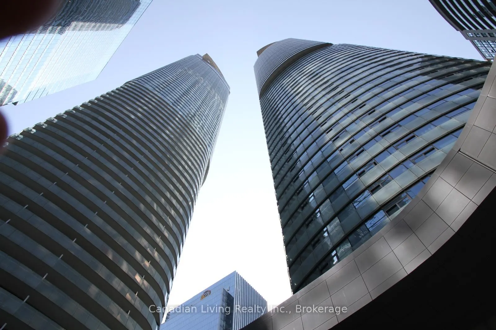12 York Street, #5501