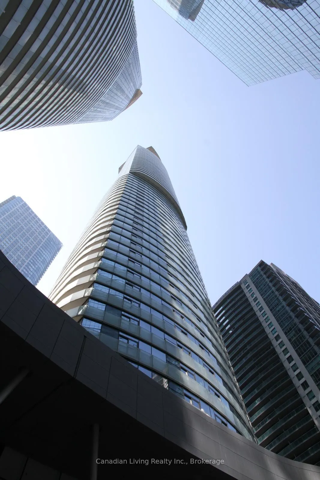 12 York Street, #5501
