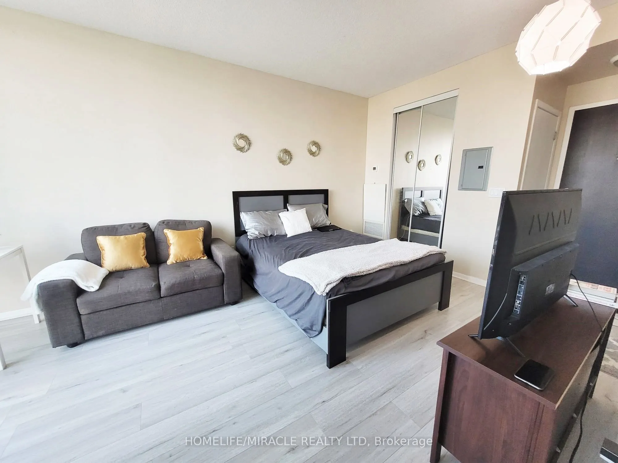 231 Fort York Boulevard, #2310