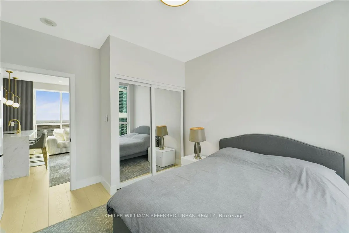 228 Queens Quay W, #2011