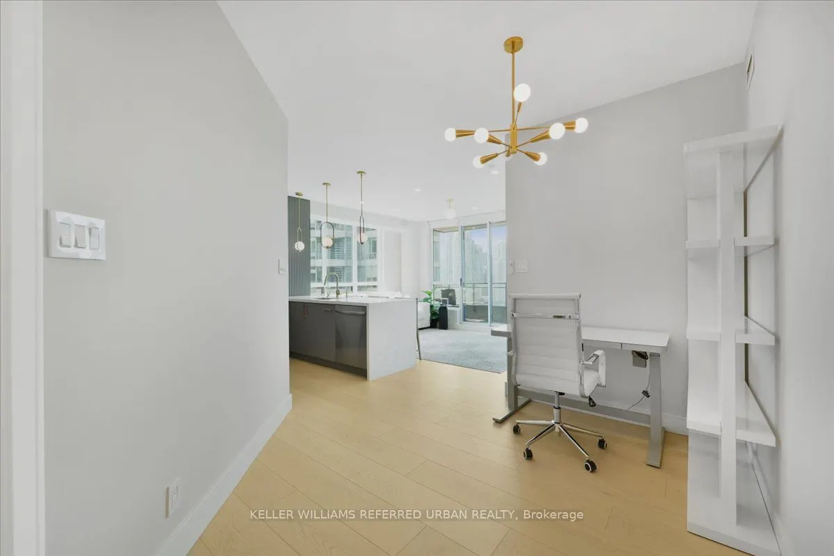 228 Queens Quay W, #2011