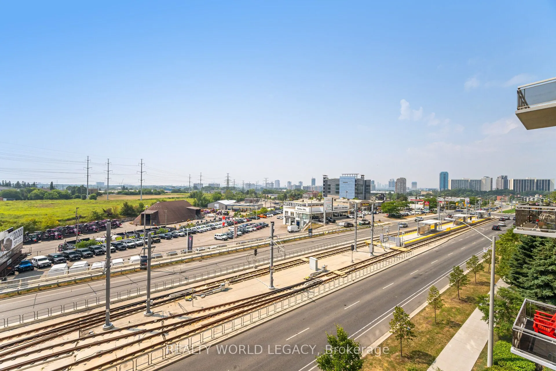 1720 Eglinton Avenue E, #610