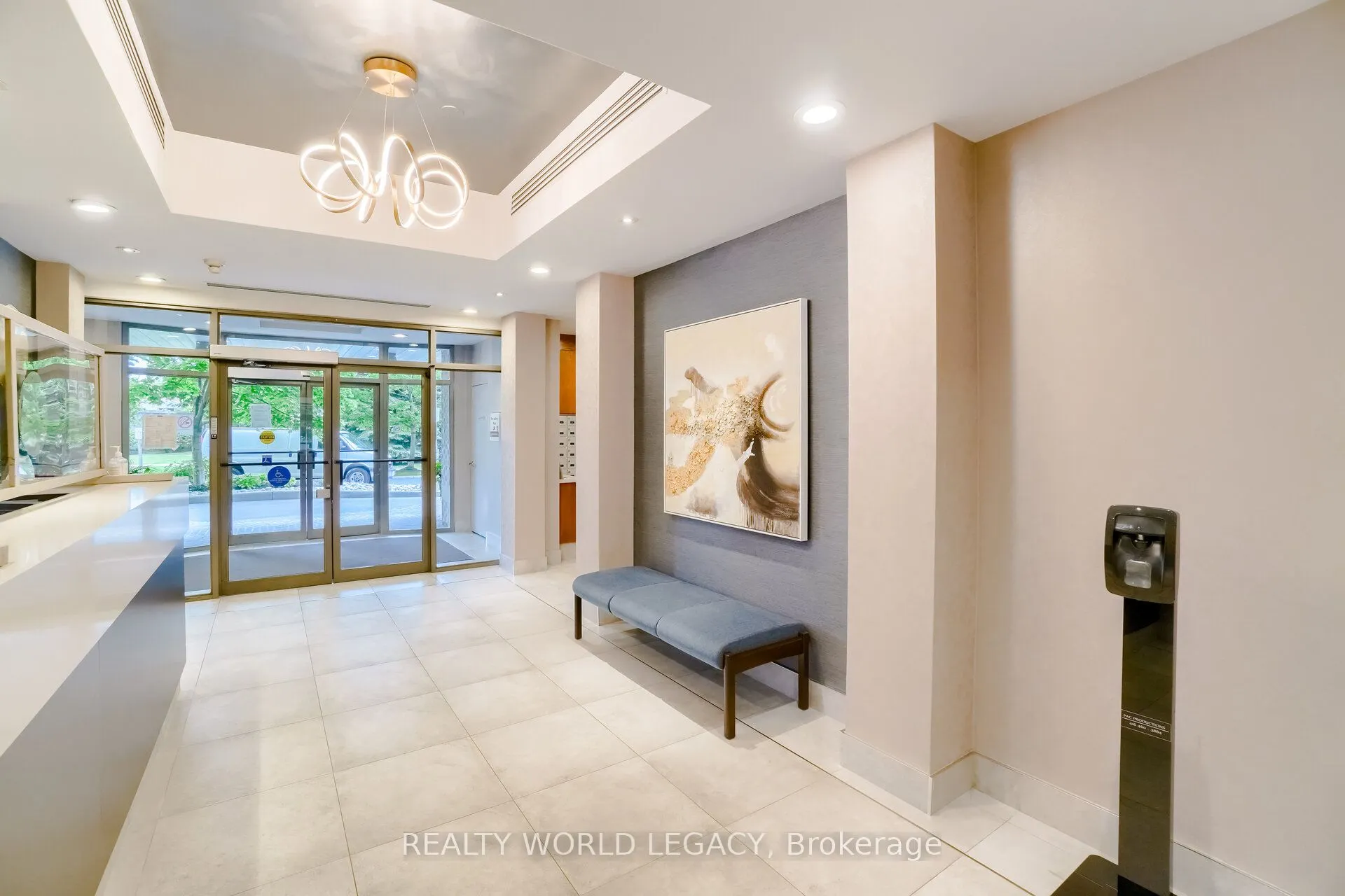 1720 Eglinton Avenue E, #610