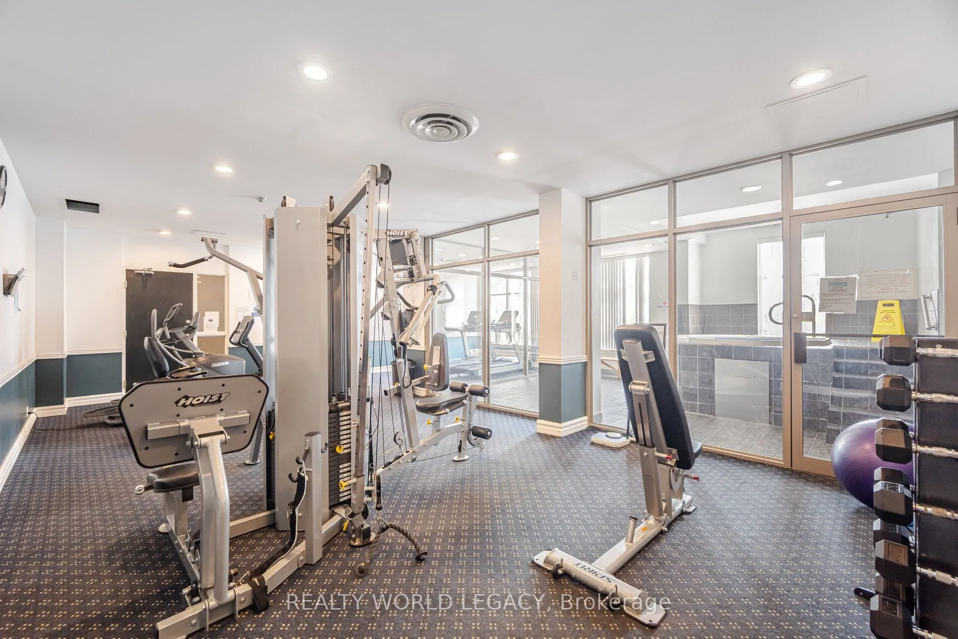1720 Eglinton Avenue E, #610