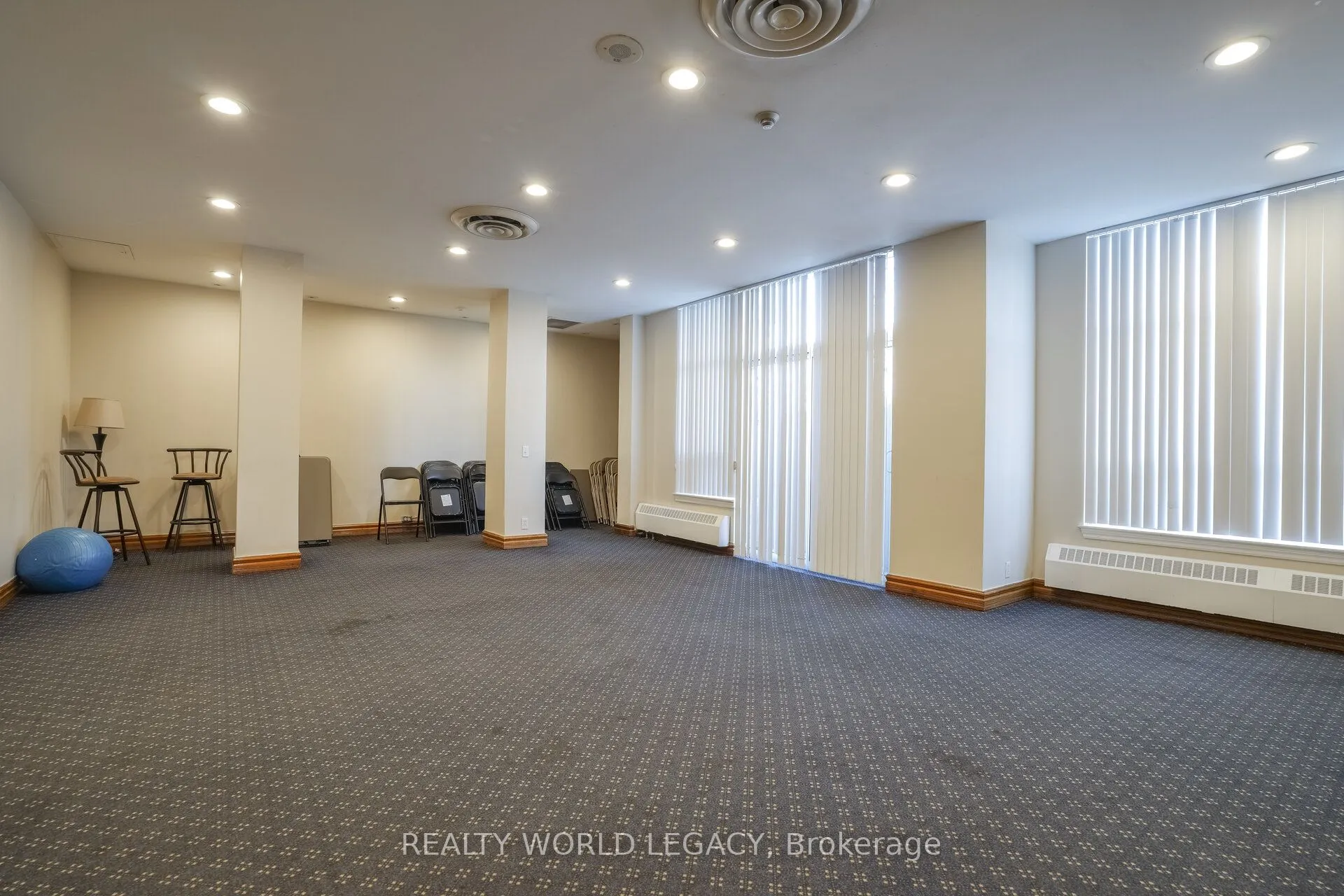 1720 Eglinton Avenue E, #610