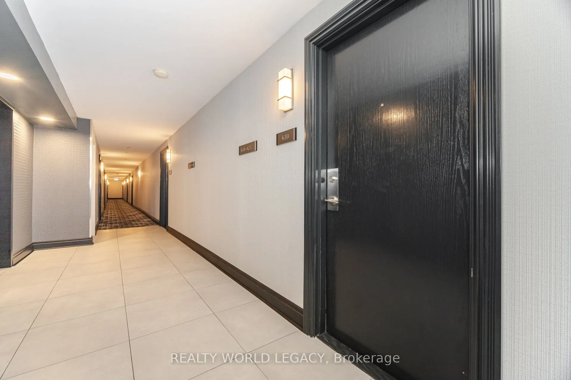 1720 Eglinton Avenue E, #610