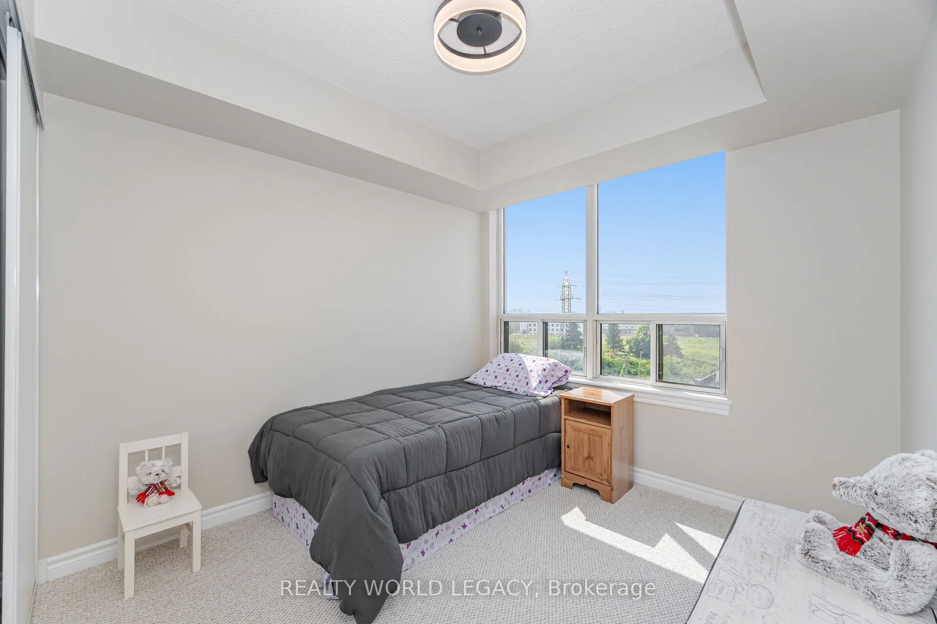 1720 Eglinton Avenue E, #610