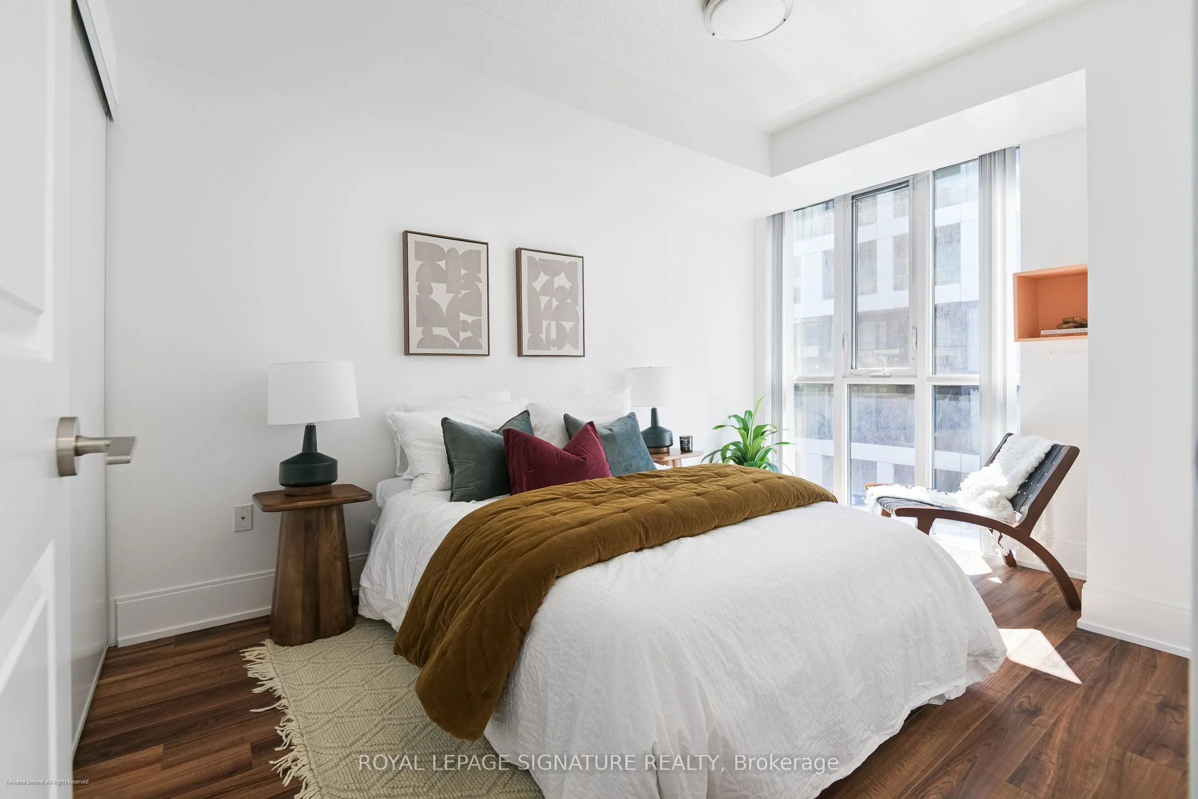 560 Front Street W, #1007