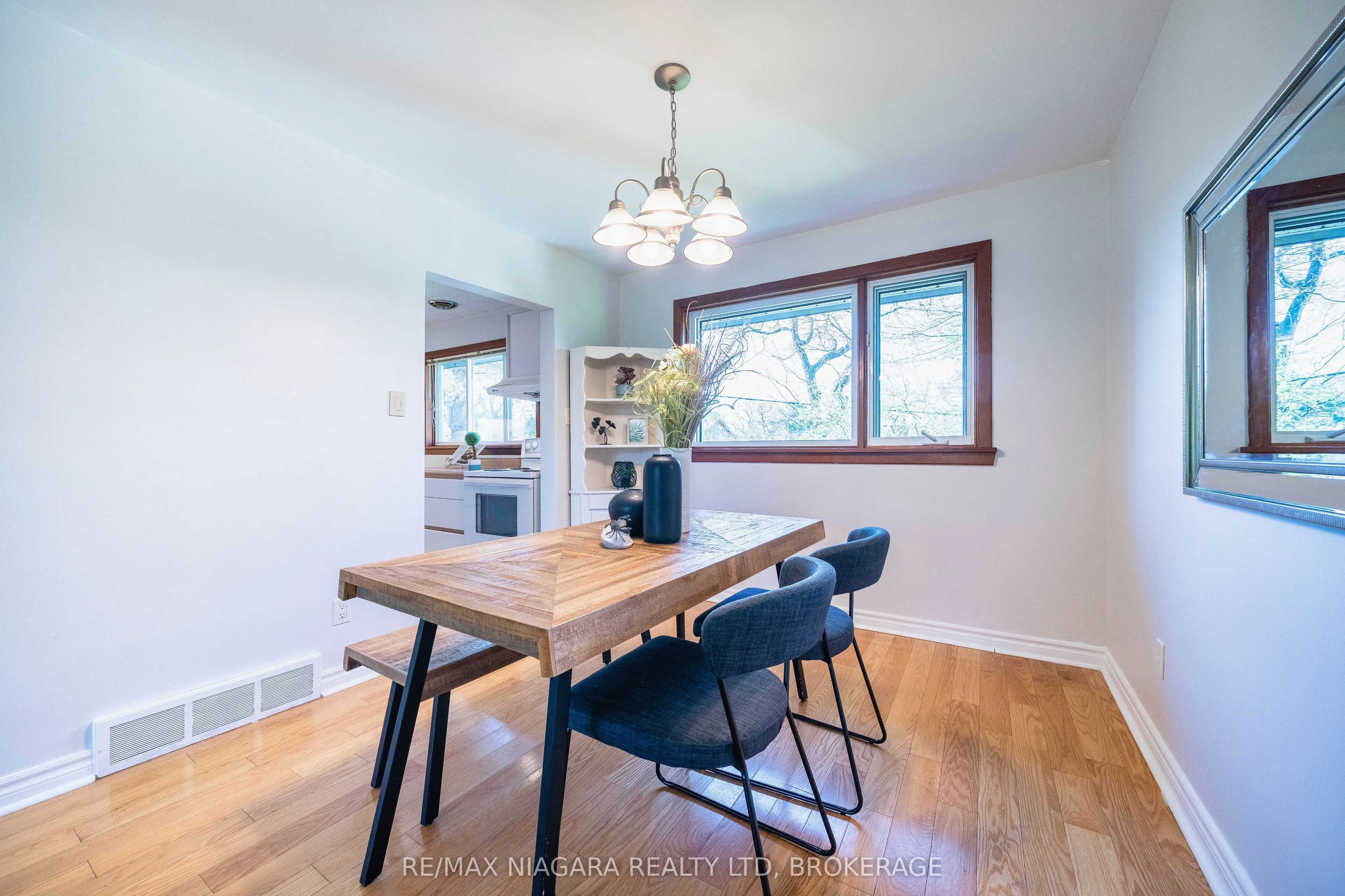 55 North Hills Terrace