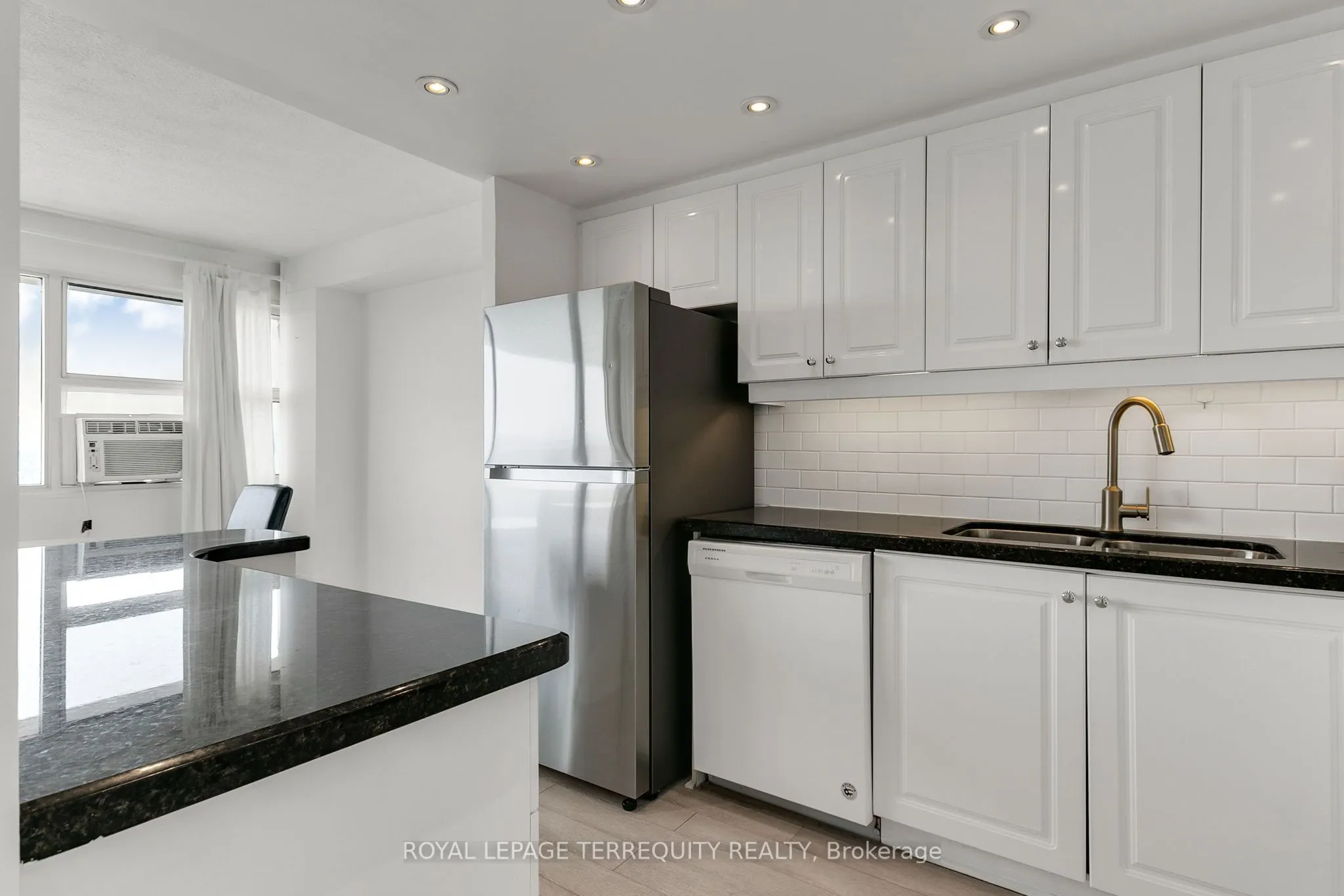 715 Don Mills Road, #PH1
