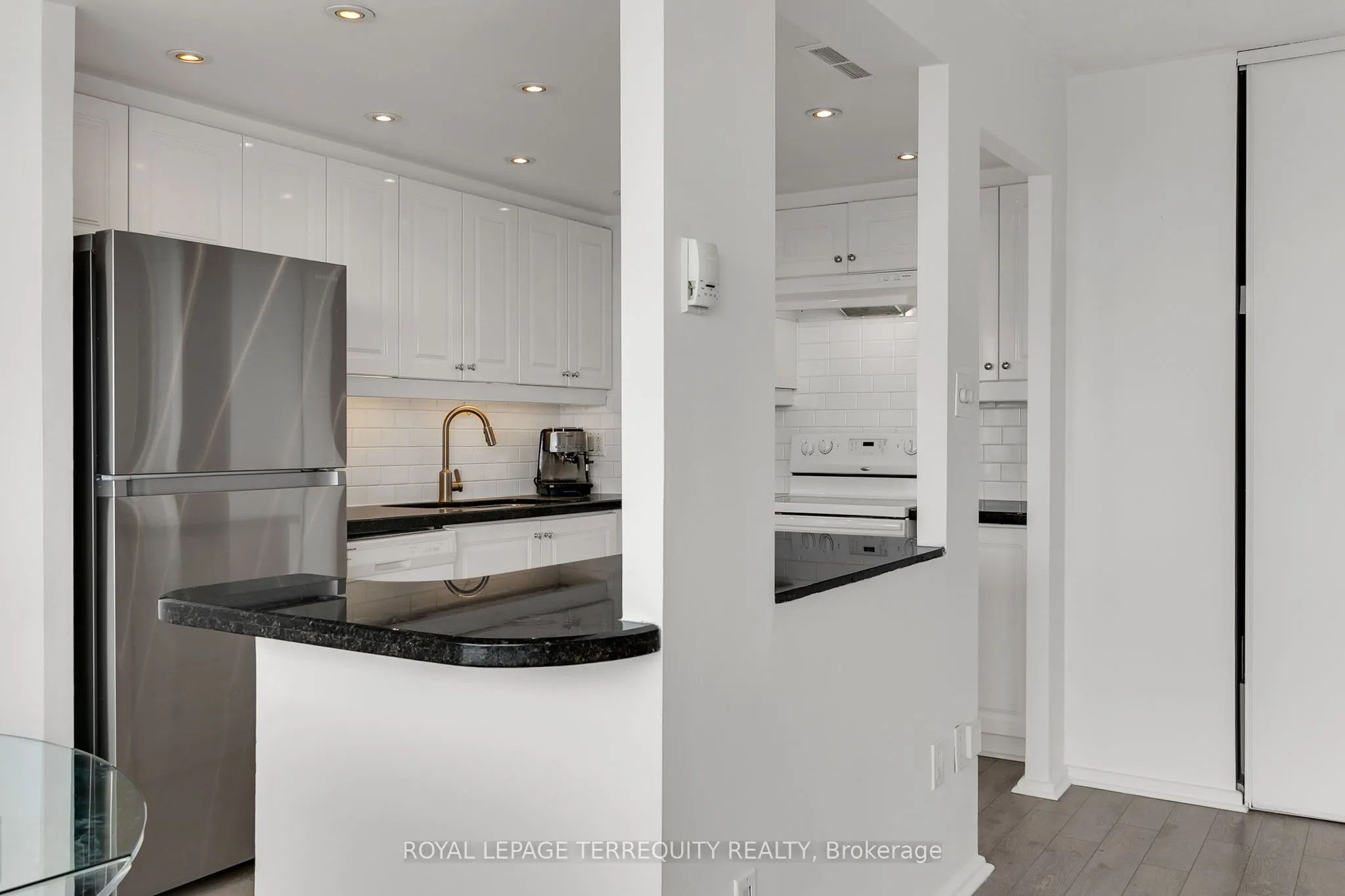 715 Don Mills Road, #PH1