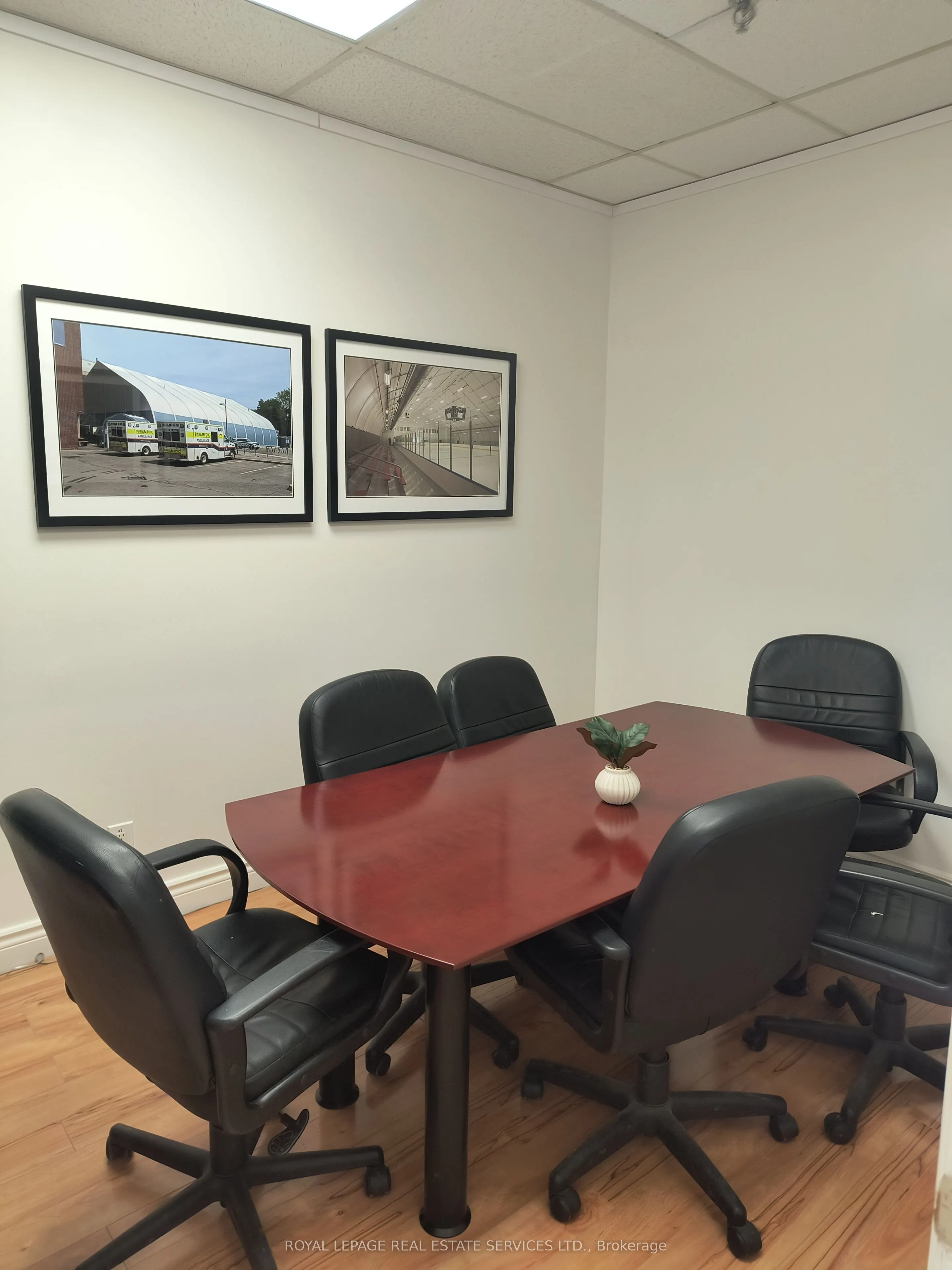12 Upjohn Road, #4