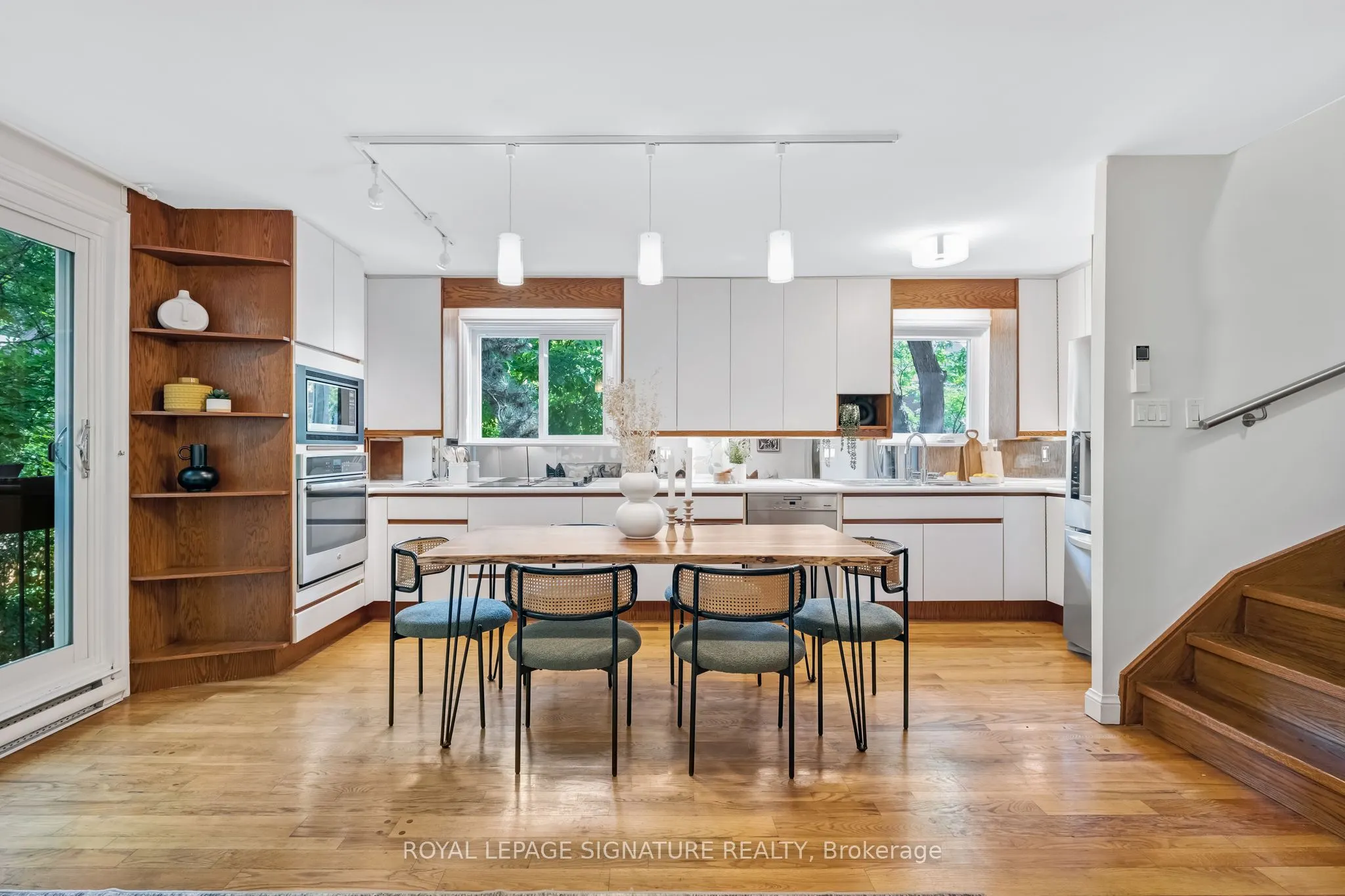 28 Admiral Road, #10