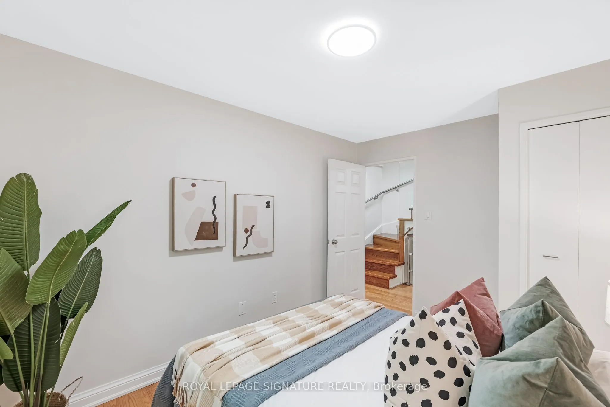 28 Admiral Road, #10