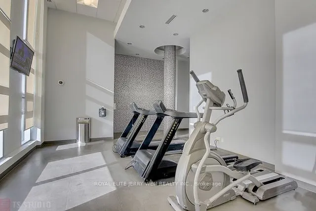 2756 Old Leslie Street, #1103