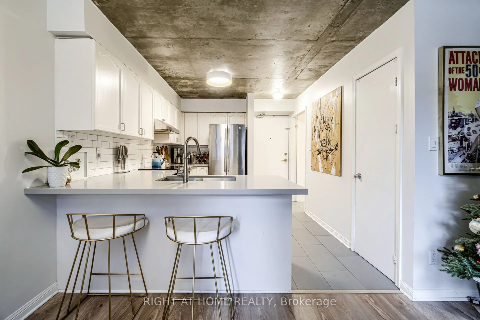1029 King Street W, #215