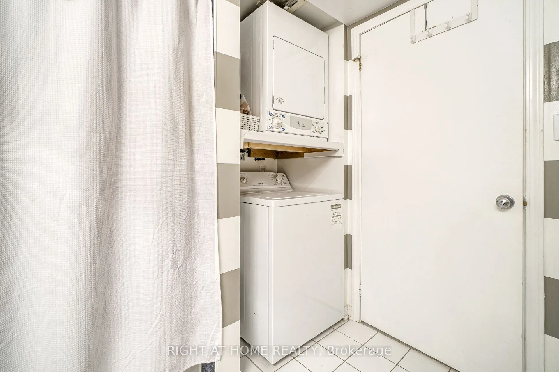 1029 King Street W, #215