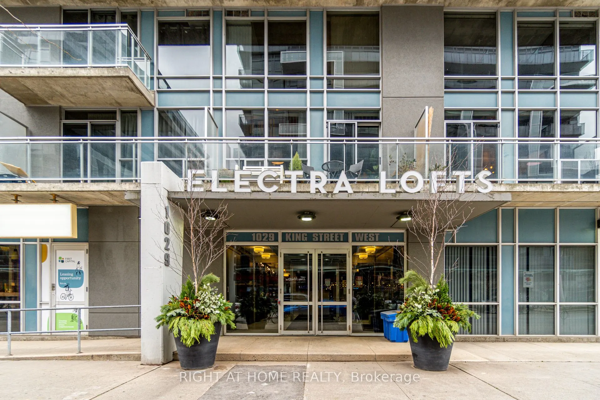 1029 King Street W, #215