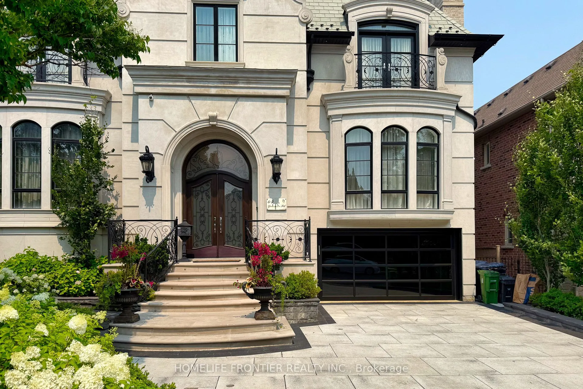 64 Yorkminster Road