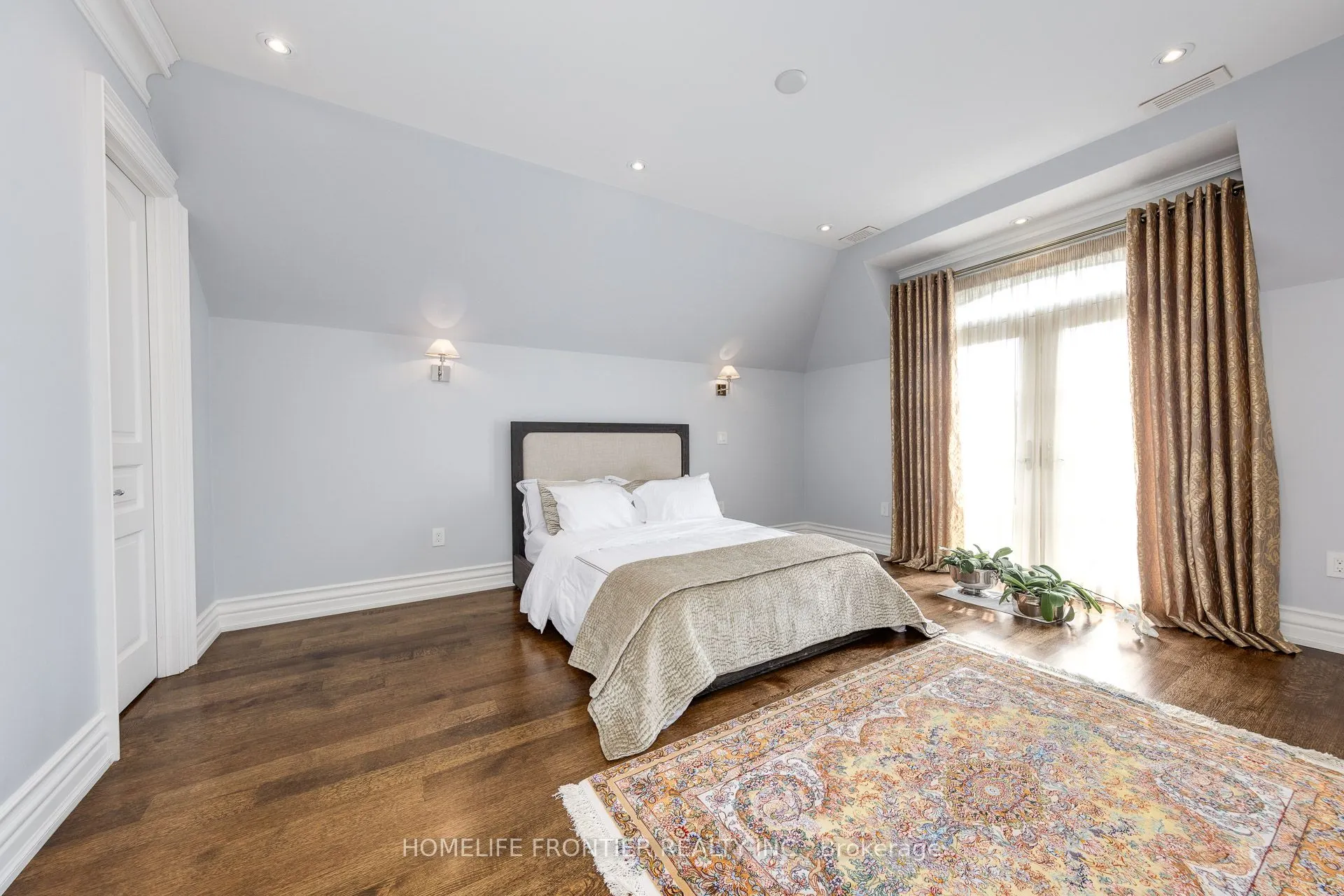 64 Yorkminster Road