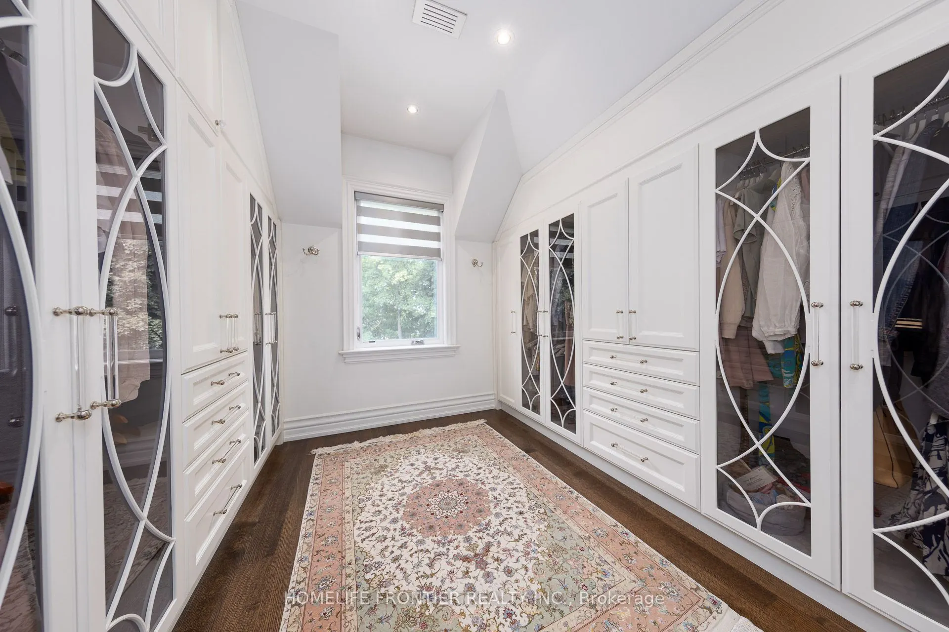 64 Yorkminster Road